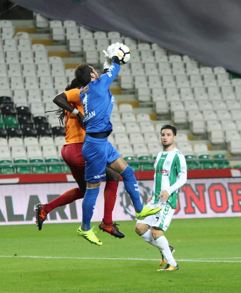 Atiker Konyaspor 0 Galatasaray 2 17