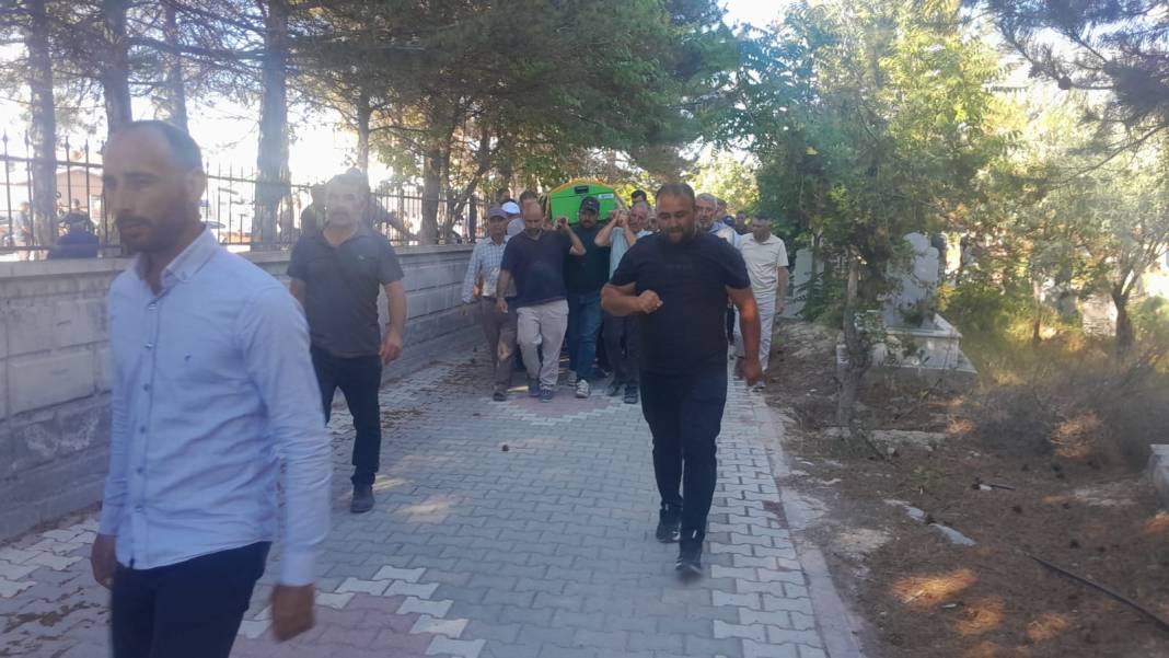 Cevdet Meral son yolculuğuna uğurlandı 3
