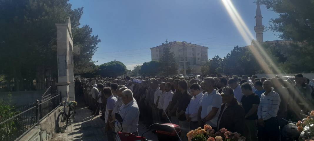 Cevdet Meral son yolculuğuna uğurlandı 2