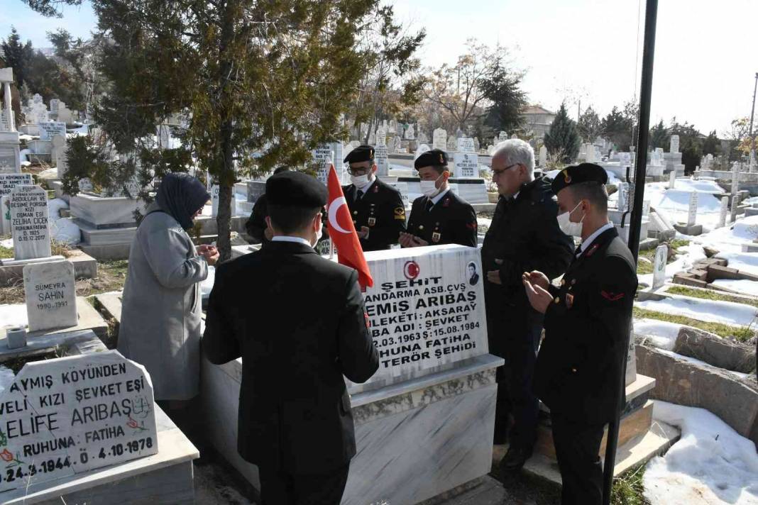 Aksaraylı Astsubay Çavuş Memiş Arıbaş PKK terörüne verilen ilk iki şehitten biri oldu 3