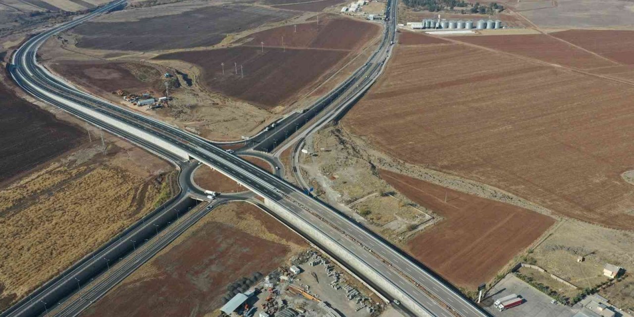 Seyahat süresini 25 dakika kısaltacak Diyarbakır Çevre Yolu 23 Ekim’de açılıyor