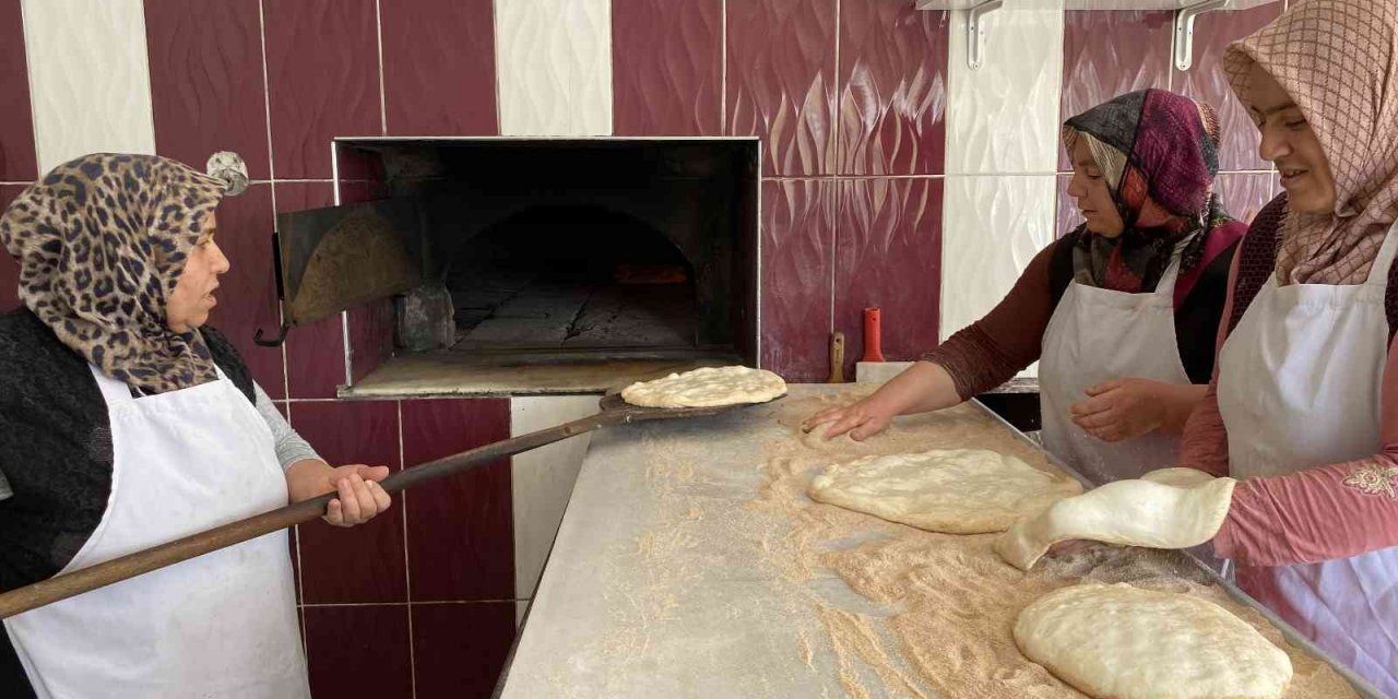 Niğde’nin yöresel köy çöreğine büyük ilgi