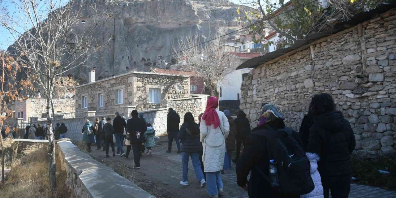 Aksaray Belediyesinden "Şehrimi tanıtıyorum" gezisi