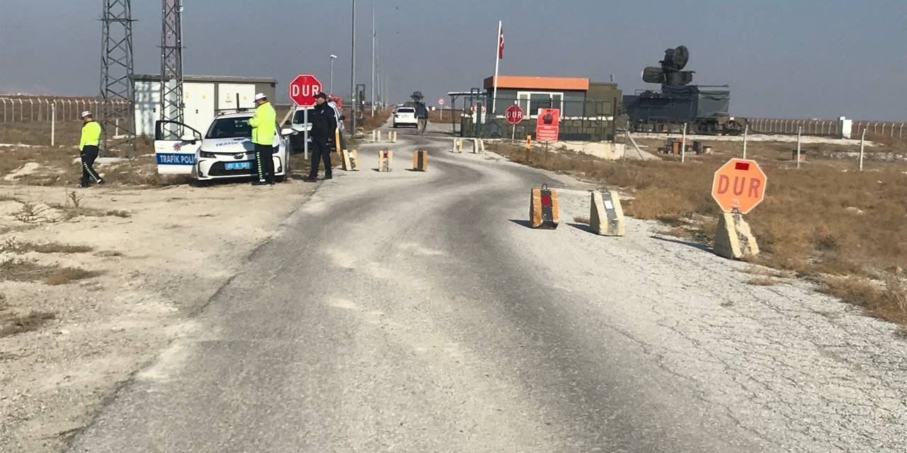 Konya’da Türk Yıldızları’na ait uçak düştü, pilot atlayarak kurtuldu