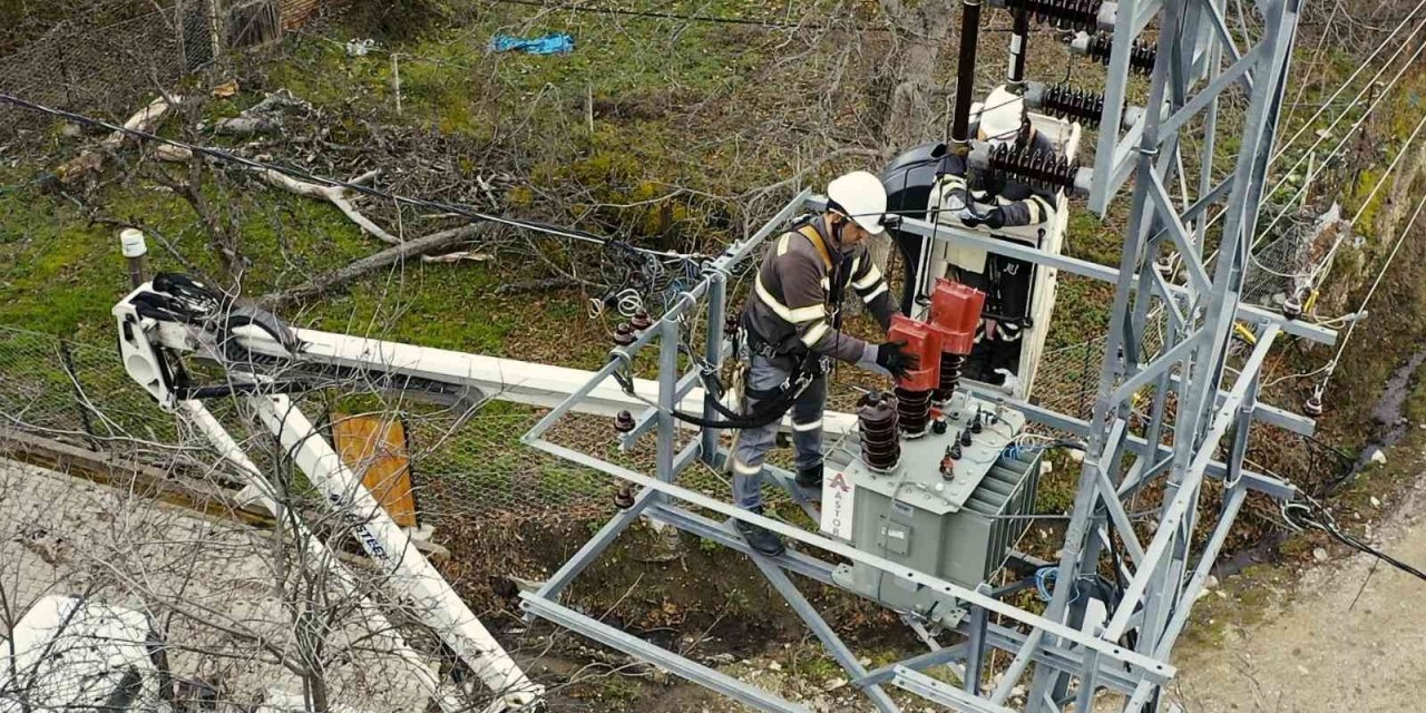 Başkent EDAŞ Ankara’da kış hazırlıklarını sürdürüyor