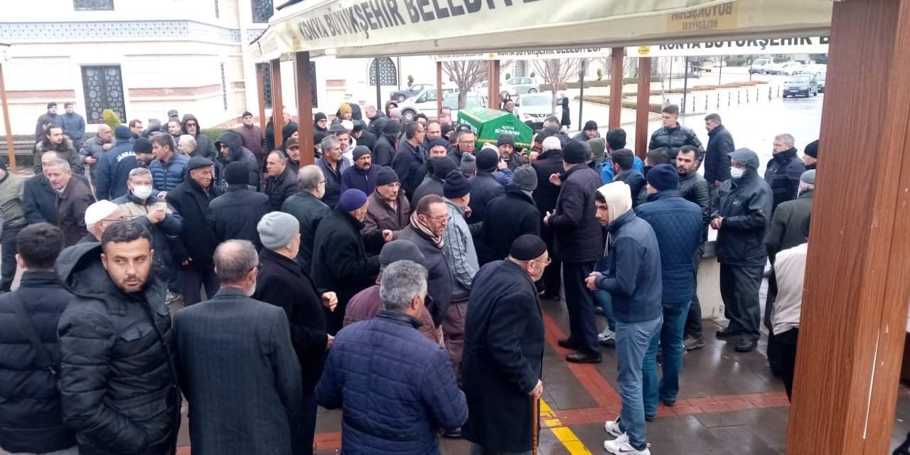 Ahmet Hoca son yolculuğuna uğurlandı