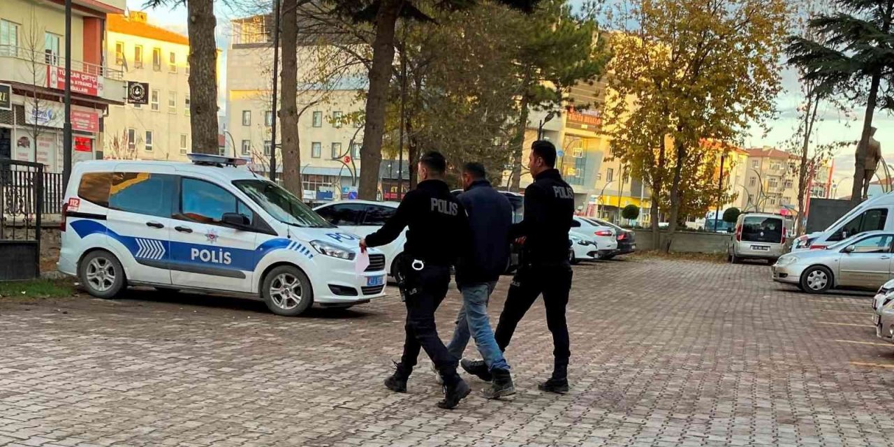 Konya’da evden televizyon çalan hırsız tutuklandı