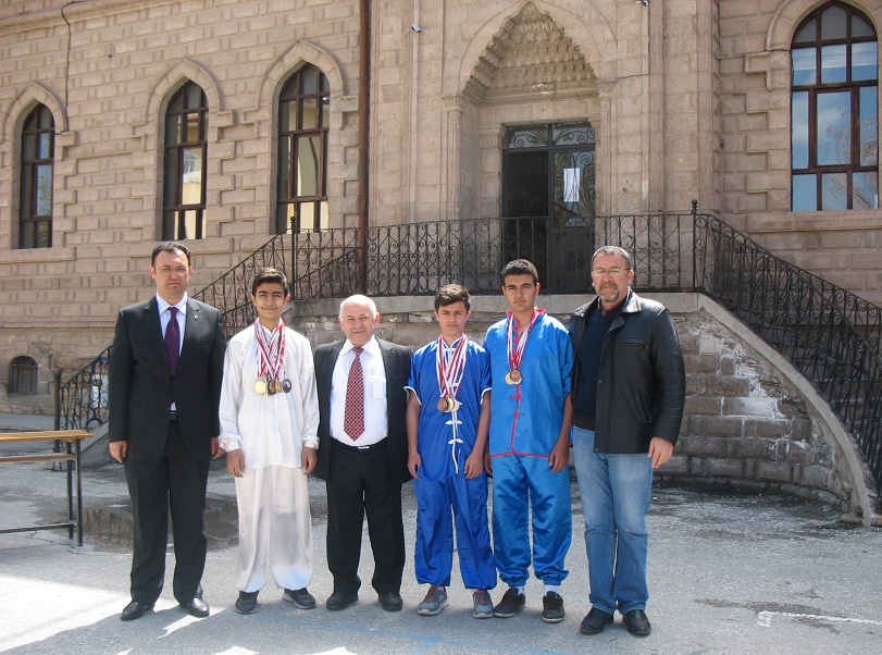 Aksaray Merkez Anadolu Lisesi’nde Hedef Avrupa Ve Dünya Şampiyonluğu!