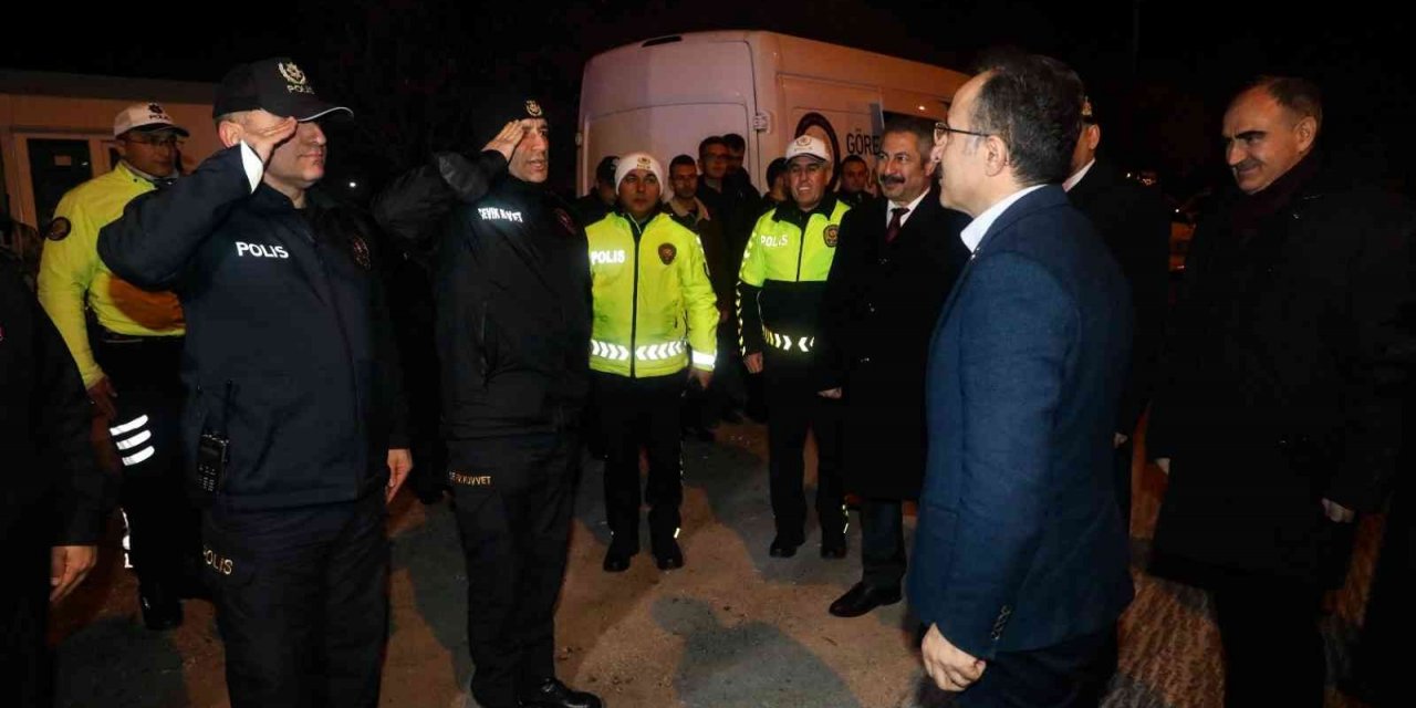 İçişleri Bakan Yardımcısı Çataklı, Konya’da yeni yılda emniyet ve jandarma personeli ile bir araya geldi