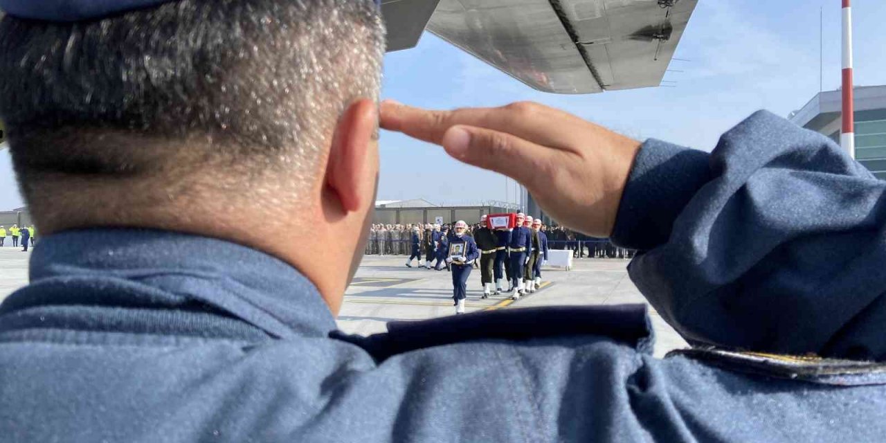 Konya’da kazada şehit olan askerlerin cenazeleri memleketlerine gönderildi