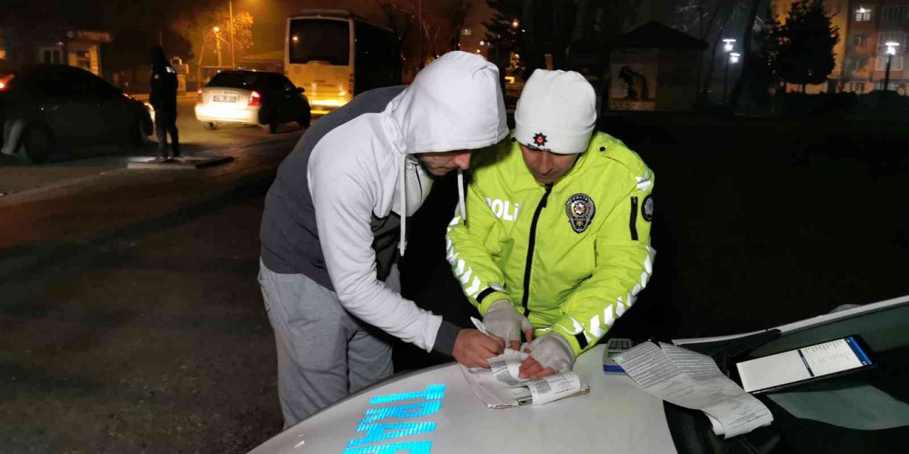 Alkollü araç kullanırken yakalandı, polise talimat verip polisten şikayetçi oldu