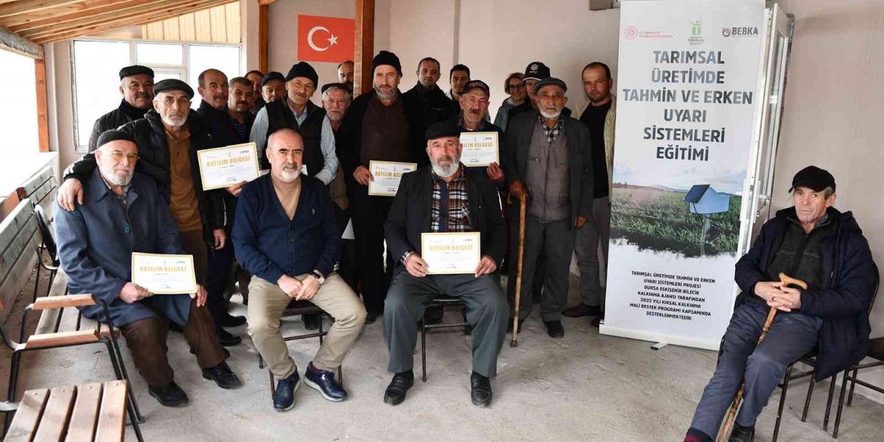 Üreticilere tarımsal üretimde tahmin ve erken uyarı sistemleri tanıtıldı