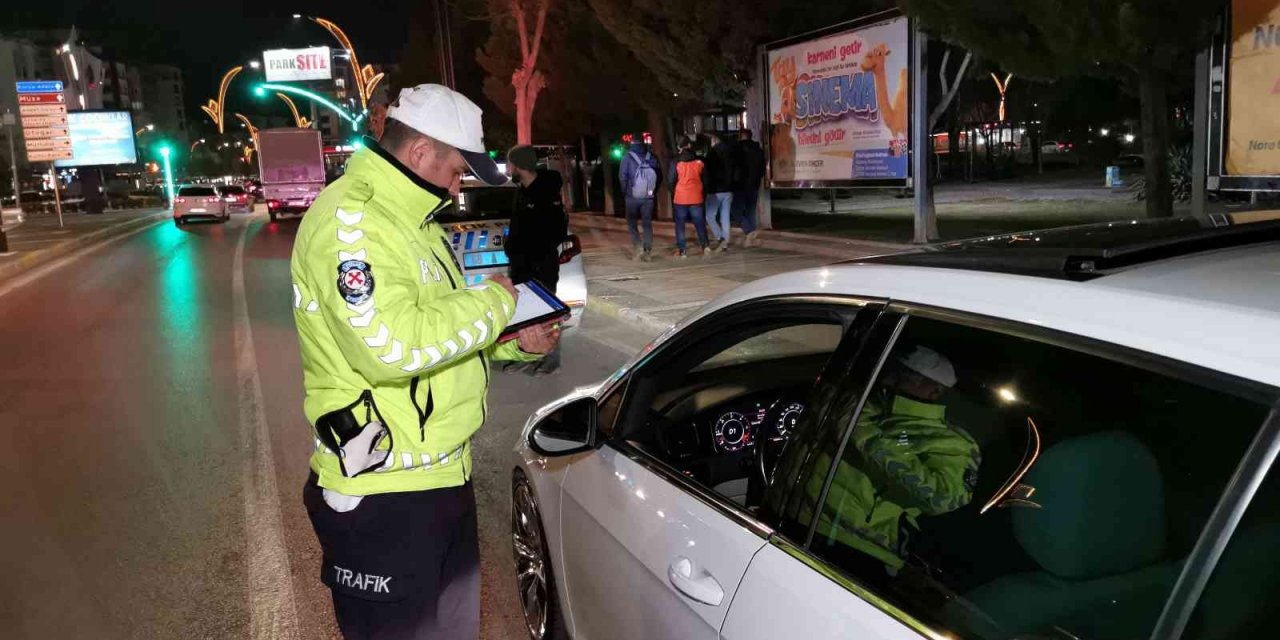 Aksaray’da karma trafik denetimleri sürüyor