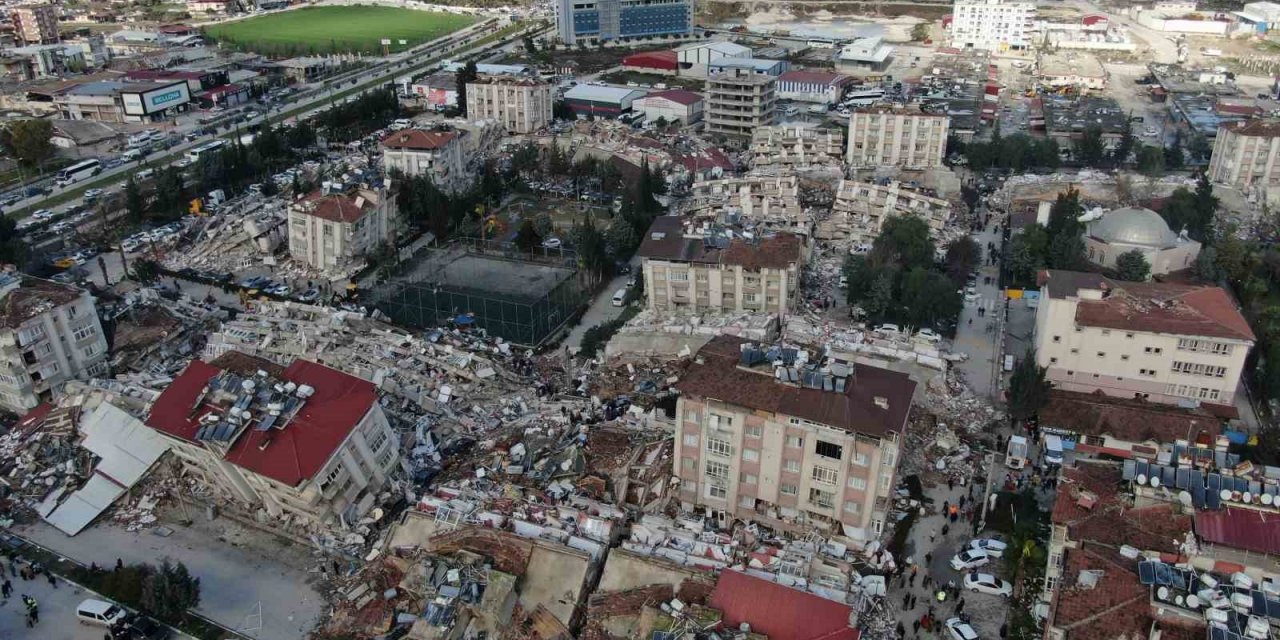 Hatay’da 600 Evler Sitesi yerle bir oldu