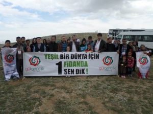 Gül Gençlik Derneği’nden Fidan Dikimi