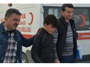 Kız Kavgasında Kalbinden Bıçaklanan Genç Hayatını Kaybetti