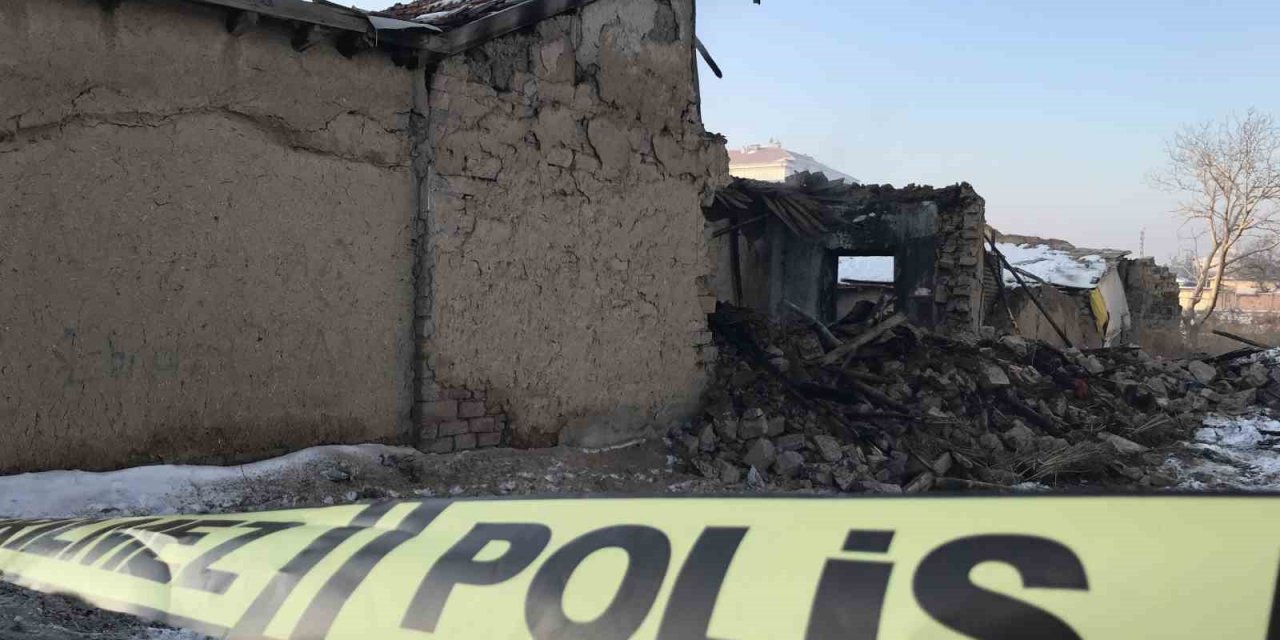 Konya’da 7 kişilik Suriye uyruklu depremzede aile yangında hayatını kaybetti