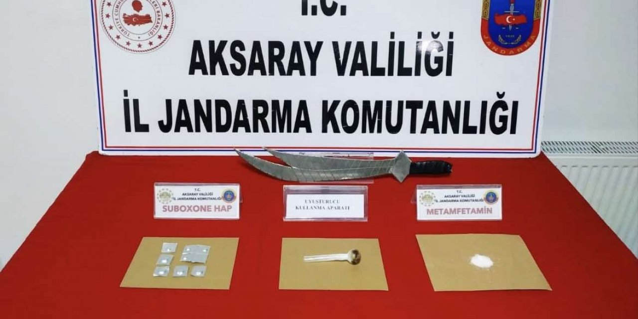 Uyuşturucu tacirlerine jandarma baskını: 2 gözaltı