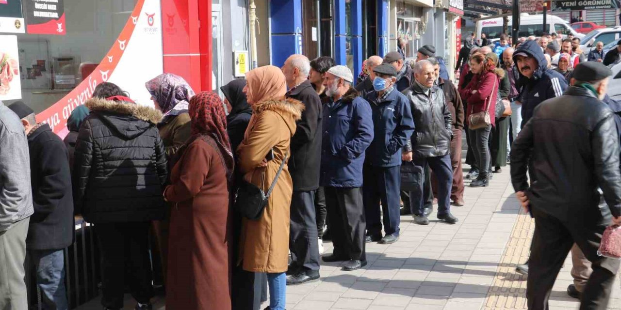 "Fiyatlar piyasaya göre yarı yarıya"