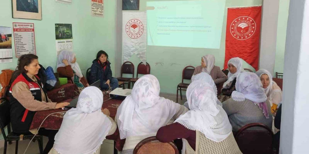 Çiftçilere yönelik Kalıntı ile Mücadele Eylem Planı eğitim çalışmaları