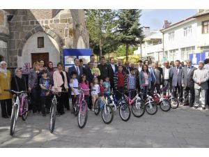 Seyyid Harun Veli’yi, Resim Çizerek Öğrendiler