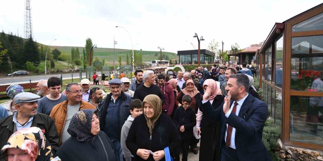 Pursaklar’da 2.Geleneksel Ata Tohumu sebze fidesi dağıtımı