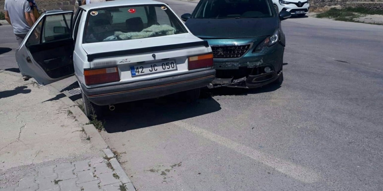 Konya’da otomobiller çarpıştı: 3 yaralı