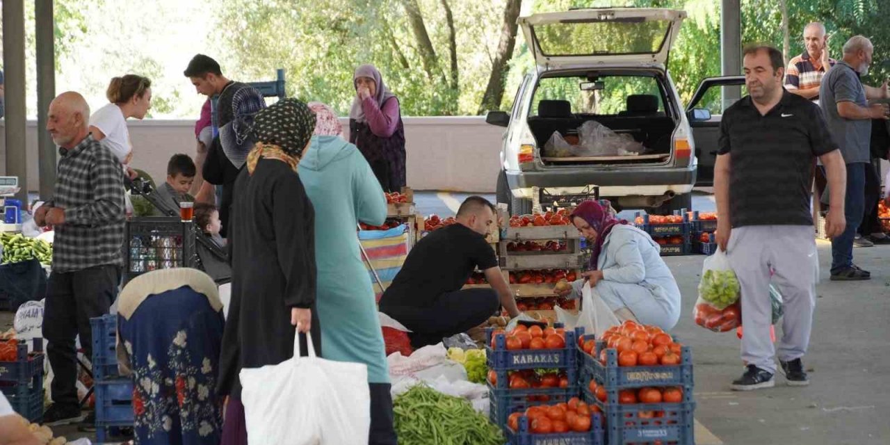 Keçiören köylü pazarında aracısız alışveriş