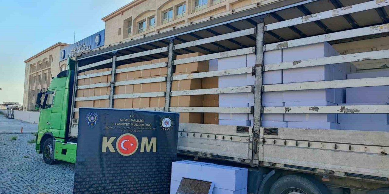 Niğde’de 7 milyon 550 bin adet kaçak makaron ele geçirildi
