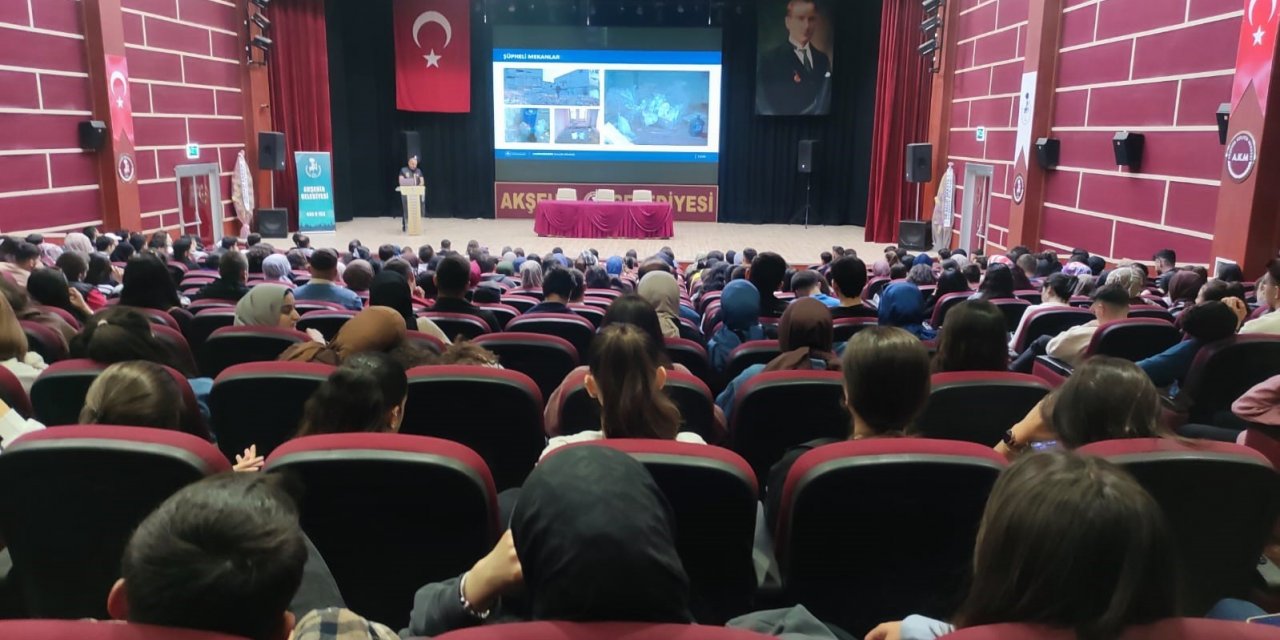 Akşehir’de Narkogençlik Semineri