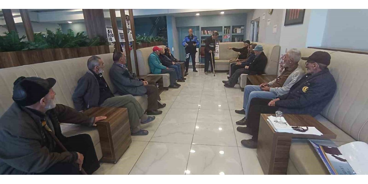 Yaşlı vatandaşlar dolandırıcılara karşı bilgilendirildi