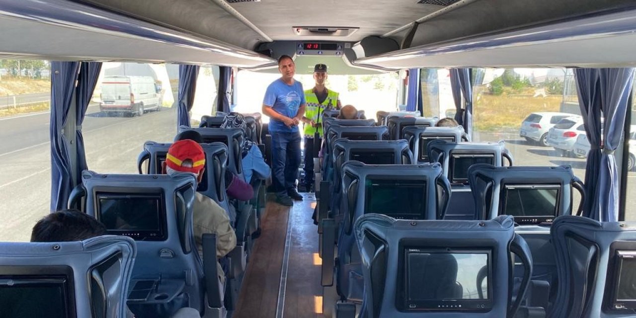 Jandarmadan yolcu otobüslerinde sivil trafik denetimi
