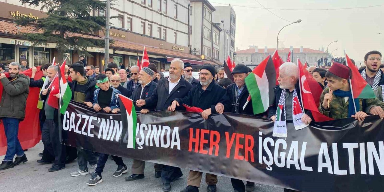 Konya’da "Şehitlere Dua, Gazze’ye Destek" yürüyüşü