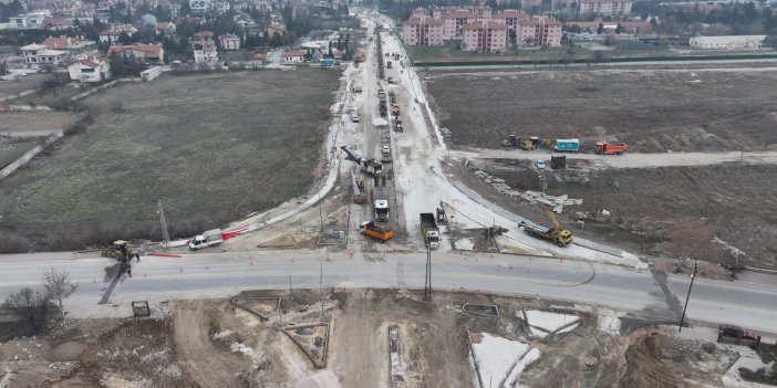 Necmettin Erbakan Caddesi'nde yoğun çalışma