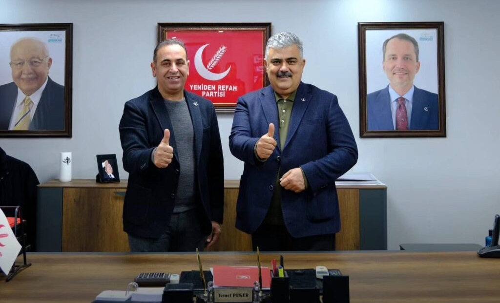 Konya'da AK Partili eski belediye Başkanı YRP’den aday oldu