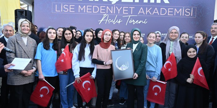 Akşehir'de Lise Medeniyet Akademisi açıldı