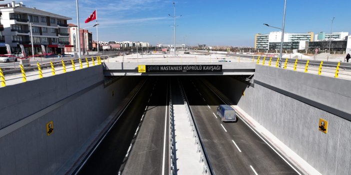 Şehir Hastanesi Köprülü Kavşağı hizmette