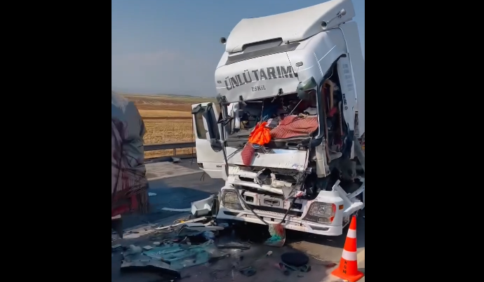 Eskilli vatandaşın aracının da karıştığı kazada: 1 ölü, 4 yaralı