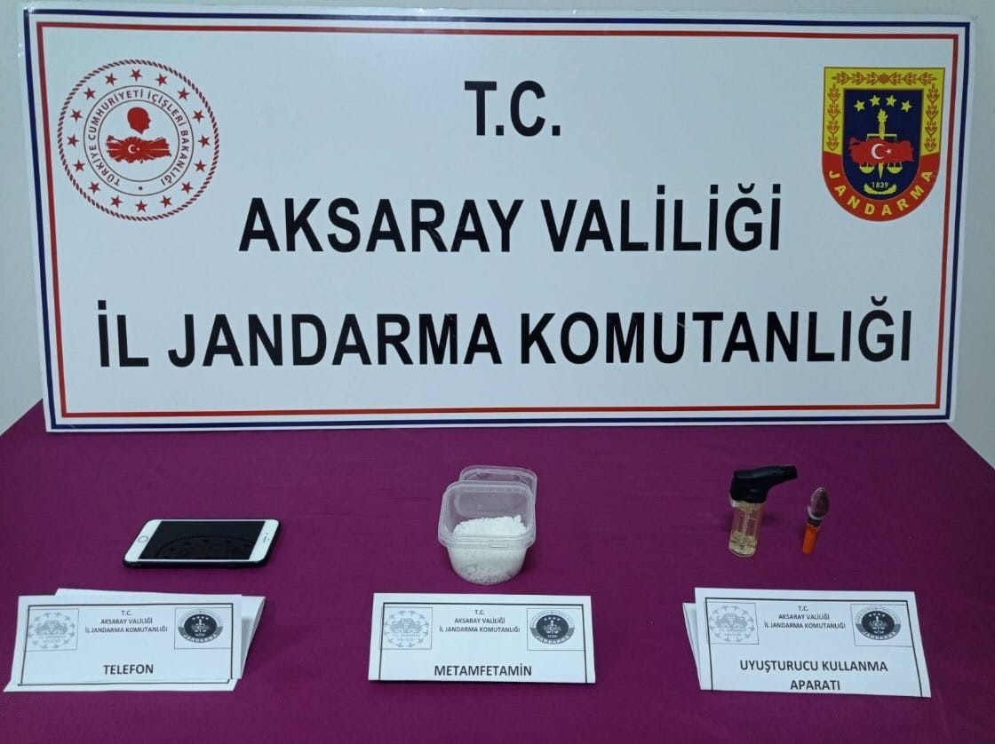 Jandarma'dan Eskil'de uyuşturucu operasyonu!