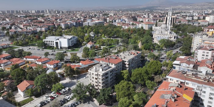 Konya'da riskli binalar yıkılıyor