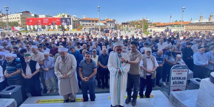 Filistin şehidi için Konya'da gıyabi cenaze namazı