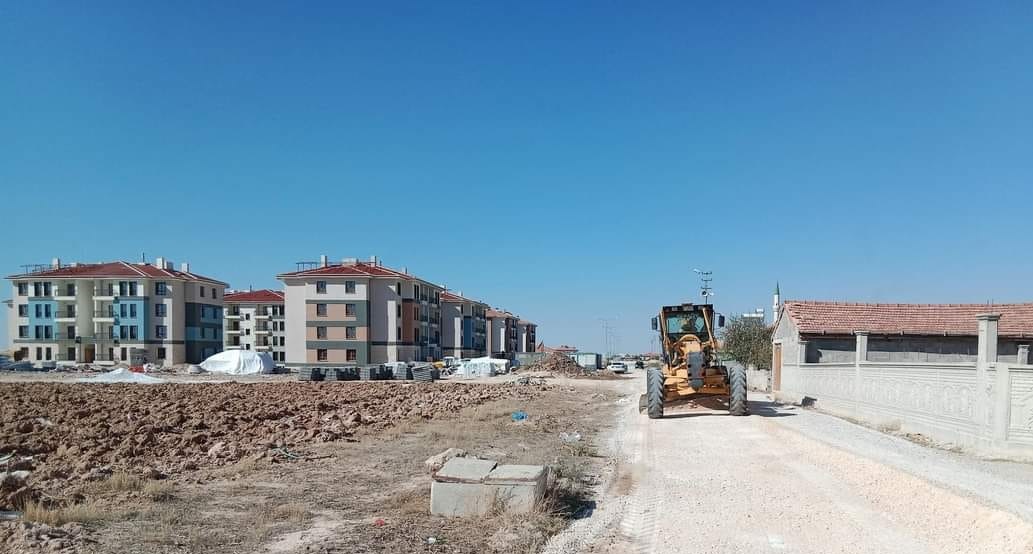 Eşmekaya Belediyesi yol çalışmalarına hız verdi