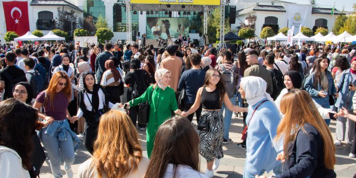 Selçuk Üniversitesi'nde Öğrenci Şenliği düzenlendi