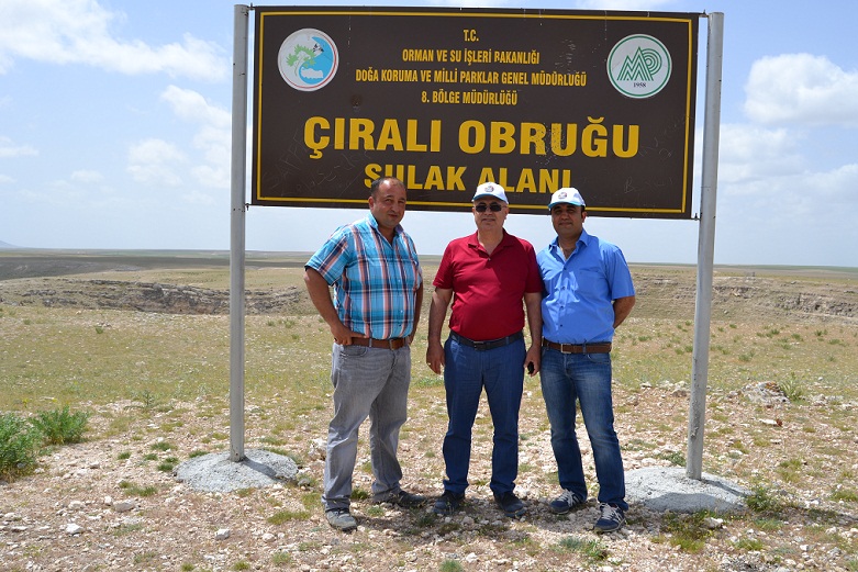 Özkök "Bölgede tehlike çanları çalıyor, su sorunu biran önce çözülmeli"