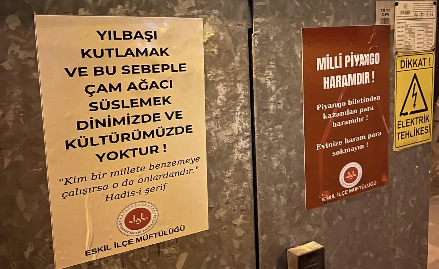 Eskil Müftülüğü yılbaşı kutlamalarına karşı vatandaşları bilboard ve el ilanları ile uyarıyor