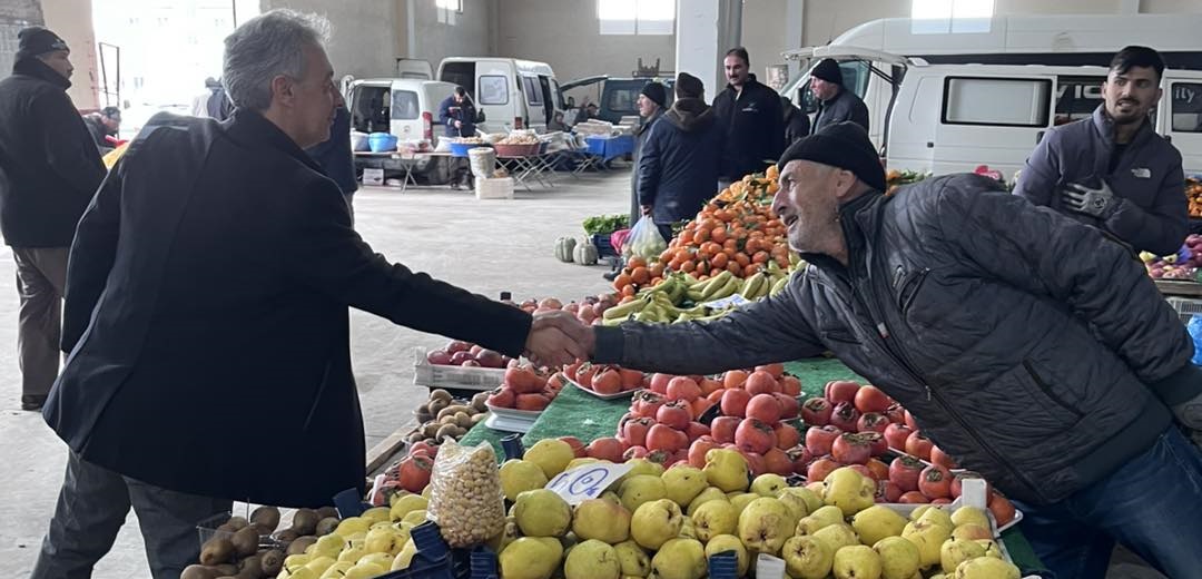 Zavlak, pazar esnafını ziyaret etti