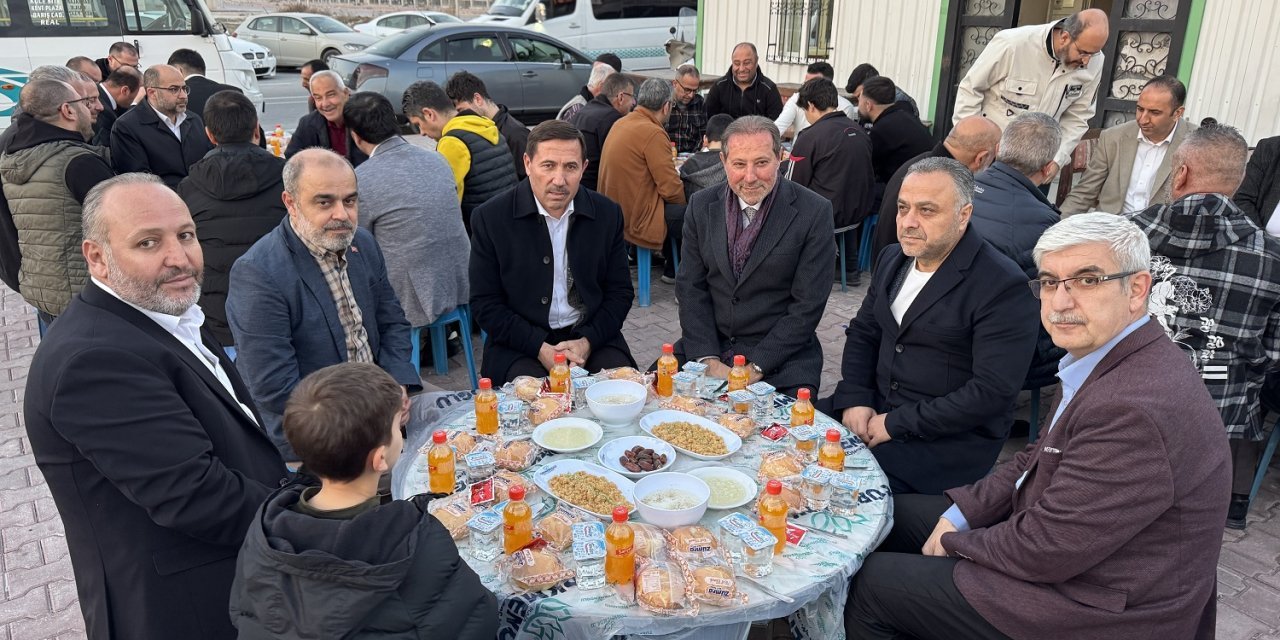 Kılca, Minibüsçü esnafıyla iftarda bir araya geldi