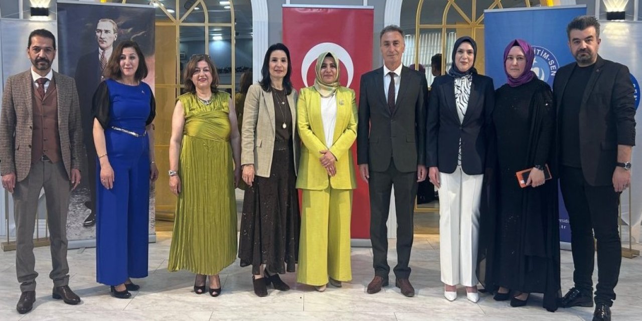 Türk Eğitim-Sen Konya Şubeleri Anneler Günü’nü Ortak Programla Kutladı