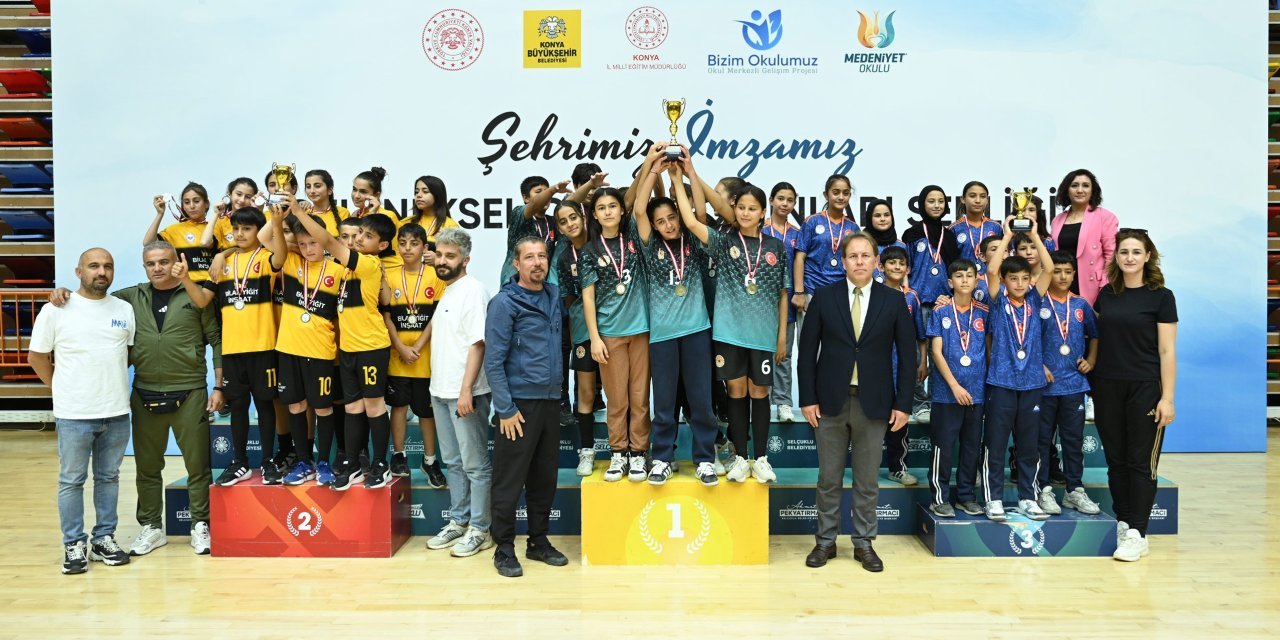Konya’da Geleneksel Çocuk Oyunları İl Finali Heyecanı Yaşandı