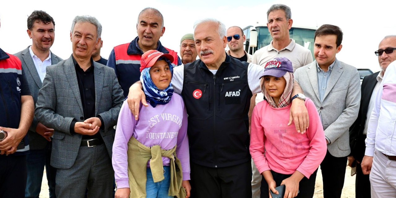 Adem Canlı'dan örnek metanet, Canlı'nın "Bin dekar mahsulünü dolu vurdu!"